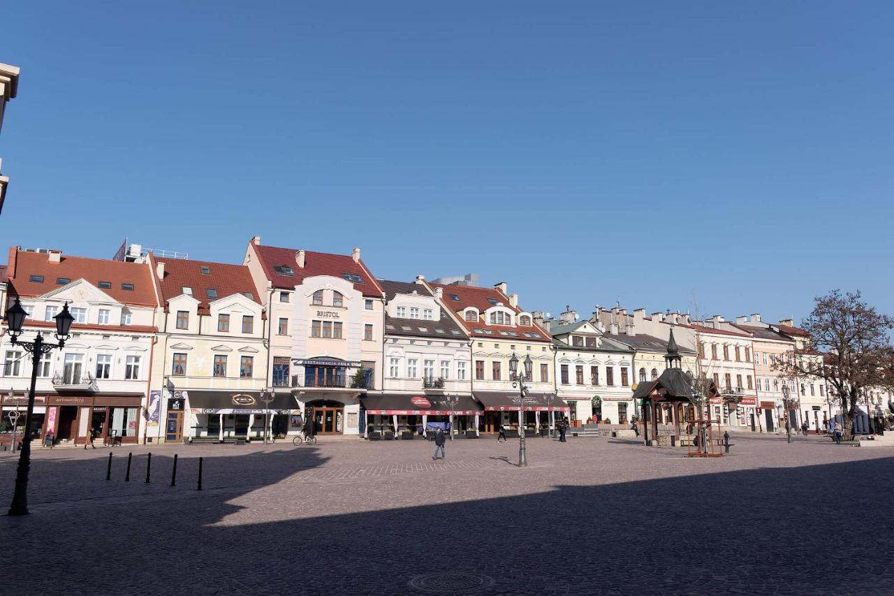Apartament E-Space Rzeszow Exterior photo